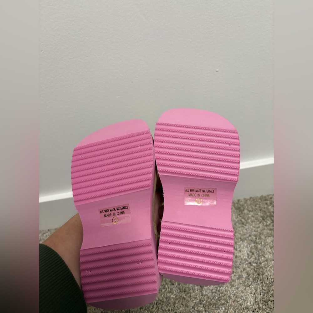 New Soda Platform Sandals – Pink & Brown – Multiple Sizes - Picture 7 of 7